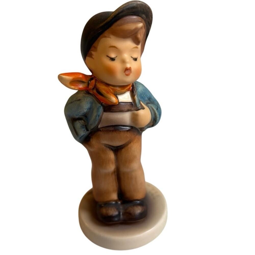 Vintage Goebel Hummel Figurine Lucky Fellow 560 1989